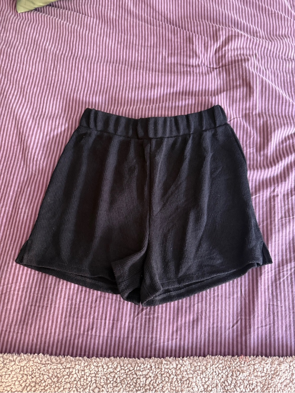 H&M Black Women's Knit Shorts Size S